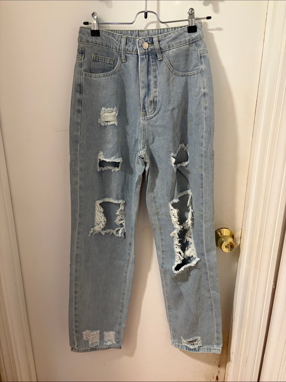 Light Blue Distressed Women’s Jeans